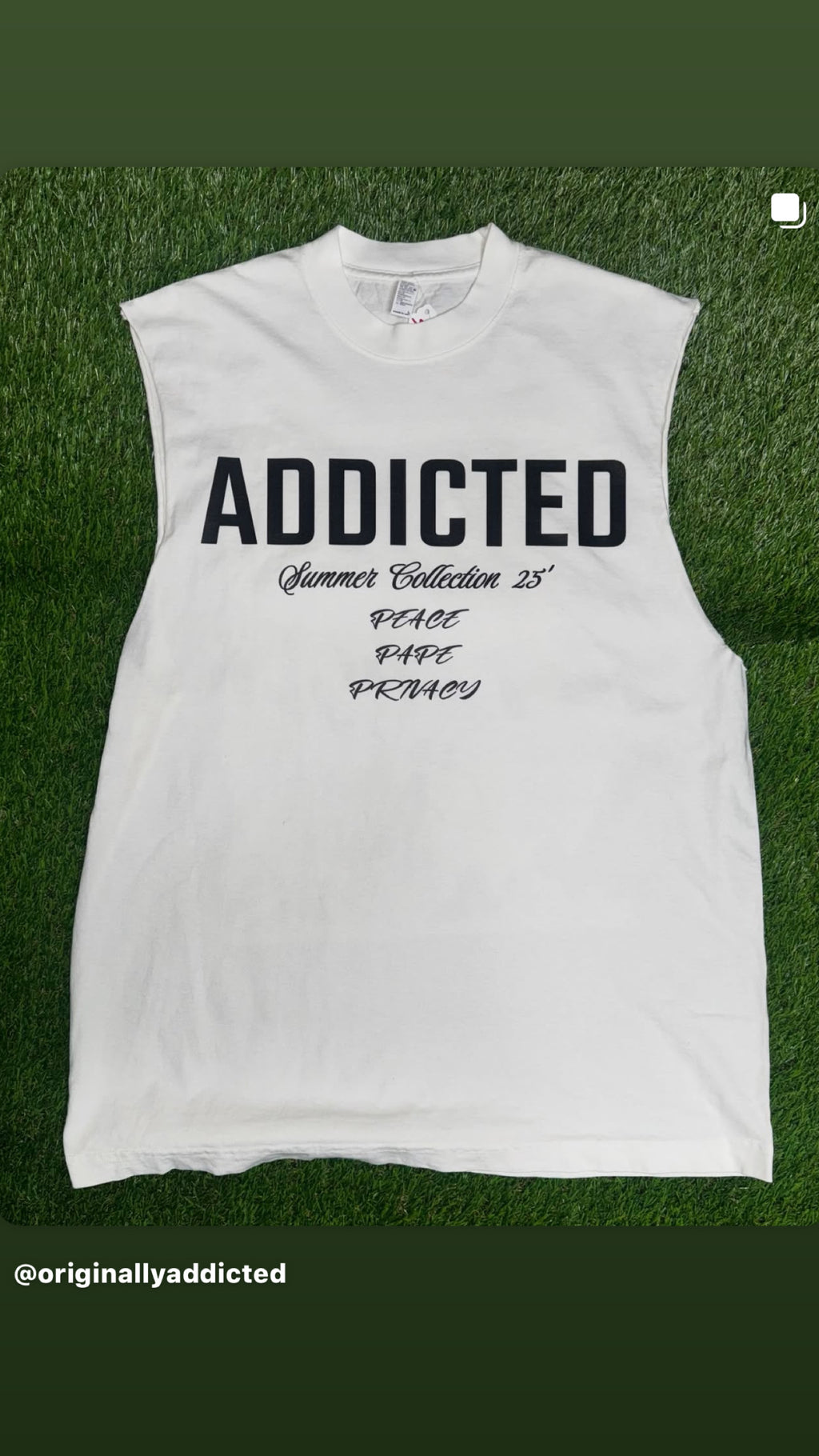 Sleeveless “CONSPIRACY THEORY”