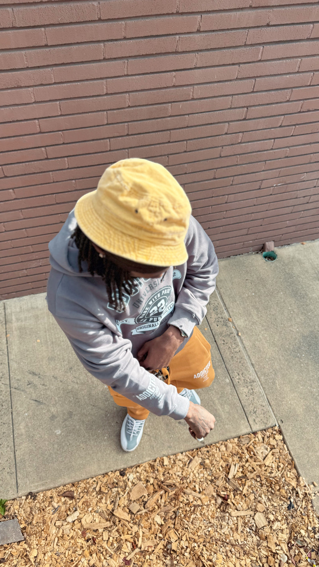 “ ADDICTED UNIVERSITY “